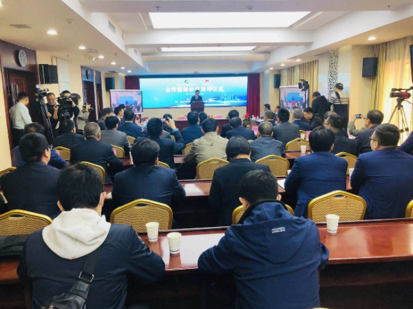 簽約儀式現(xiàn)場。新甘肅·甘肅日報(bào)記者杜雪琴攝.jpg